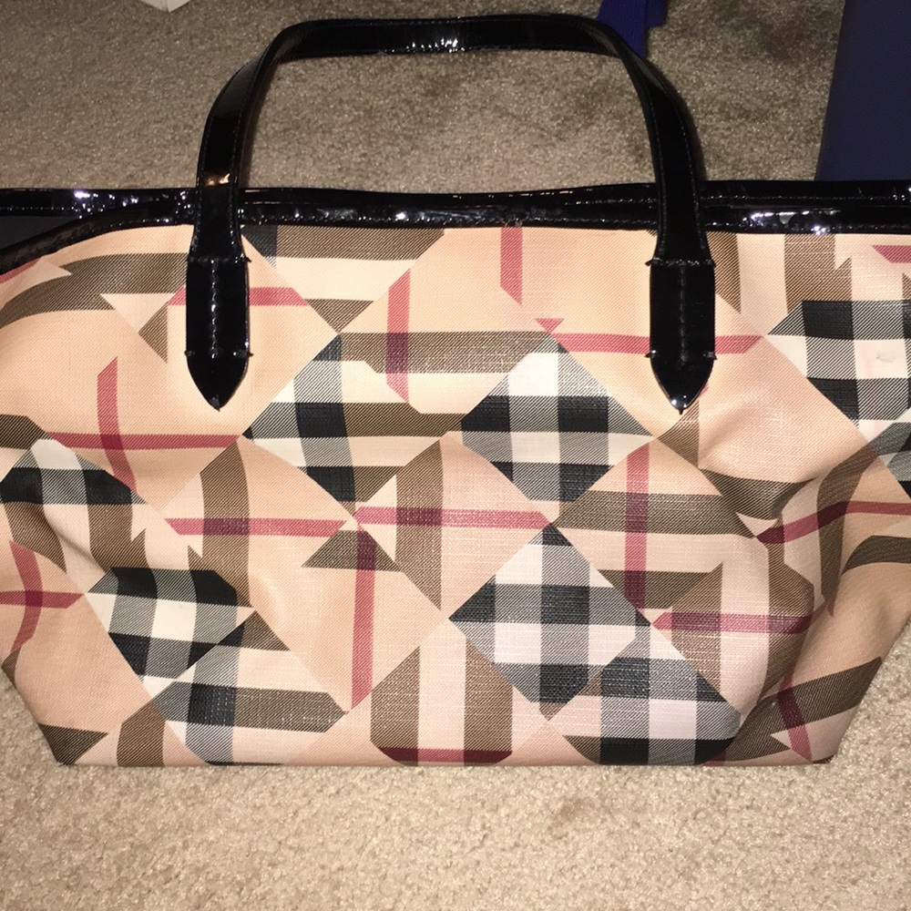 Burberry Tote